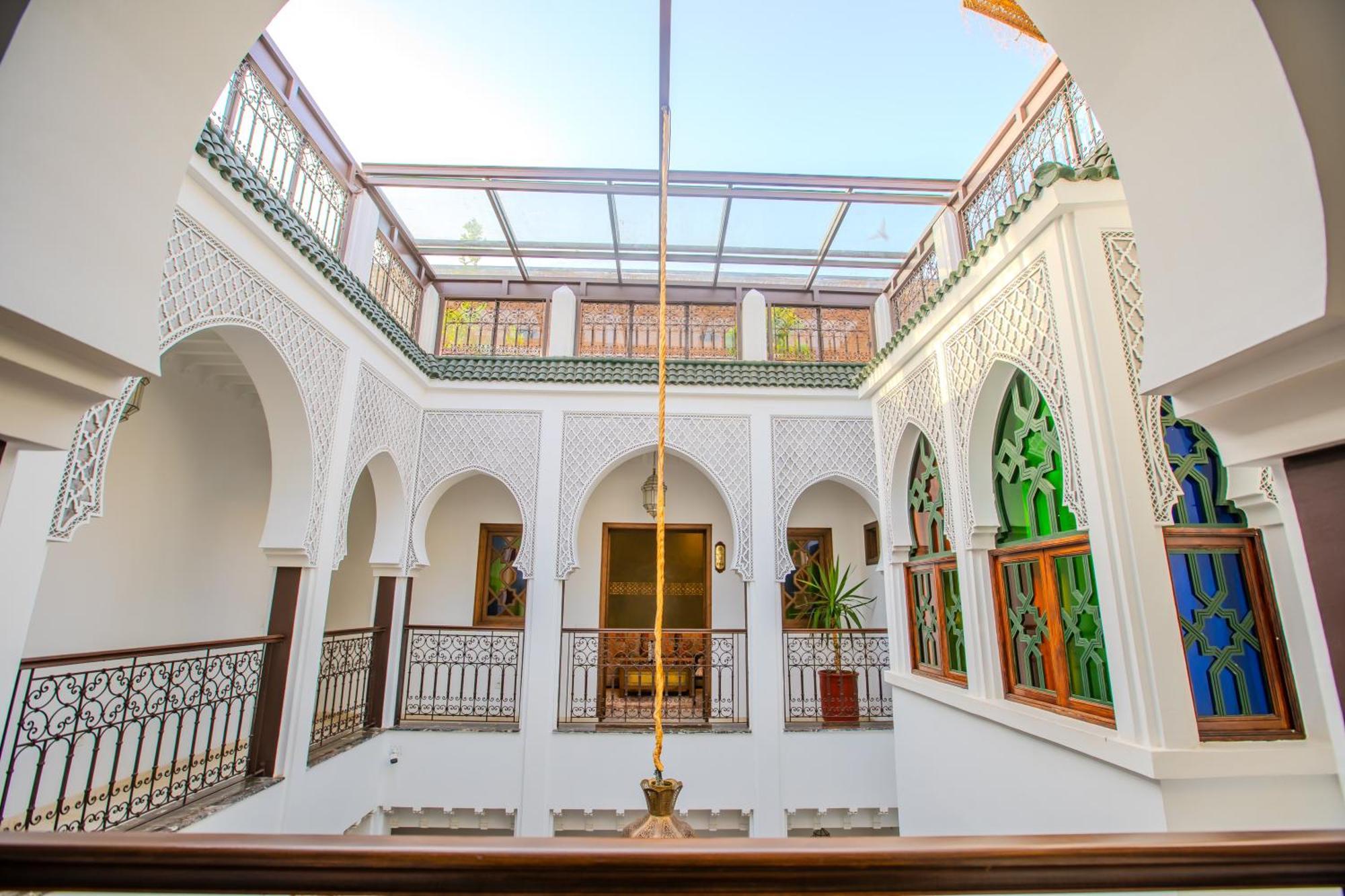 Casa de hóspedes Mandana & *